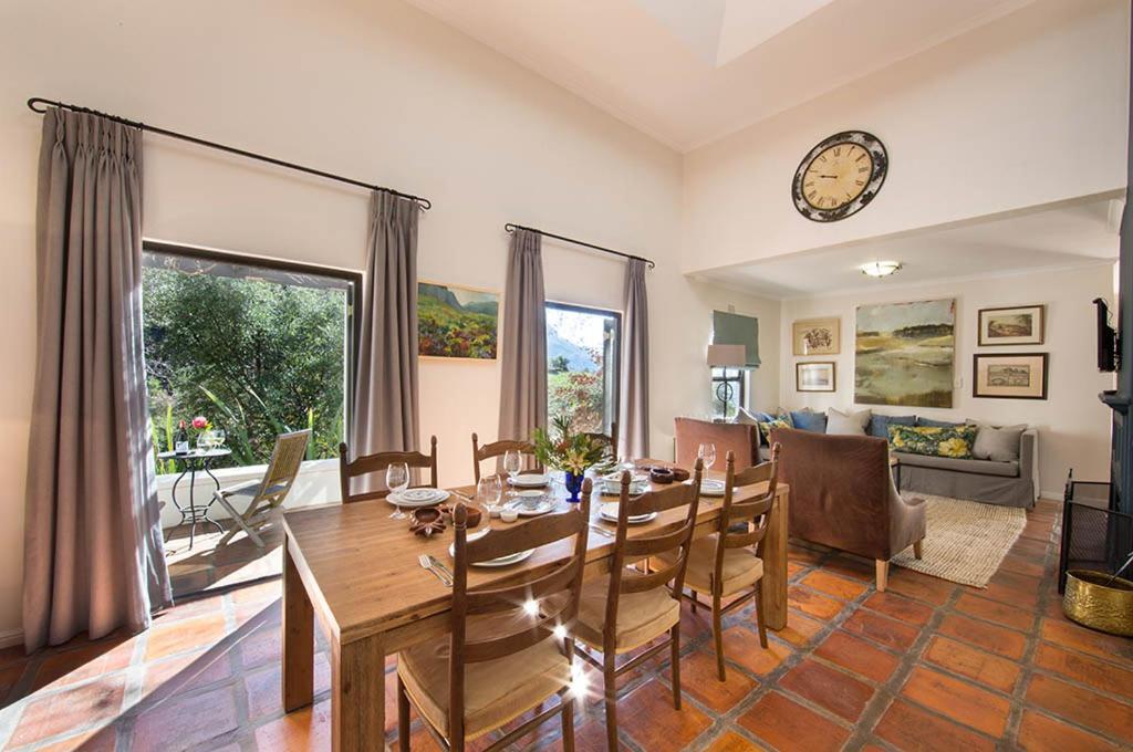 Bartinney Private Cellar Banhoek สเตลเลนบอช ภายนอก รูปภาพ