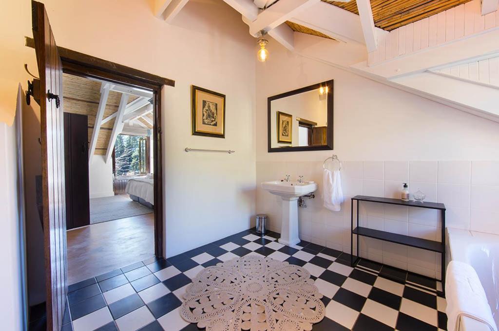 Bartinney Private Cellar Banhoek สเตลเลนบอช ภายนอก รูปภาพ